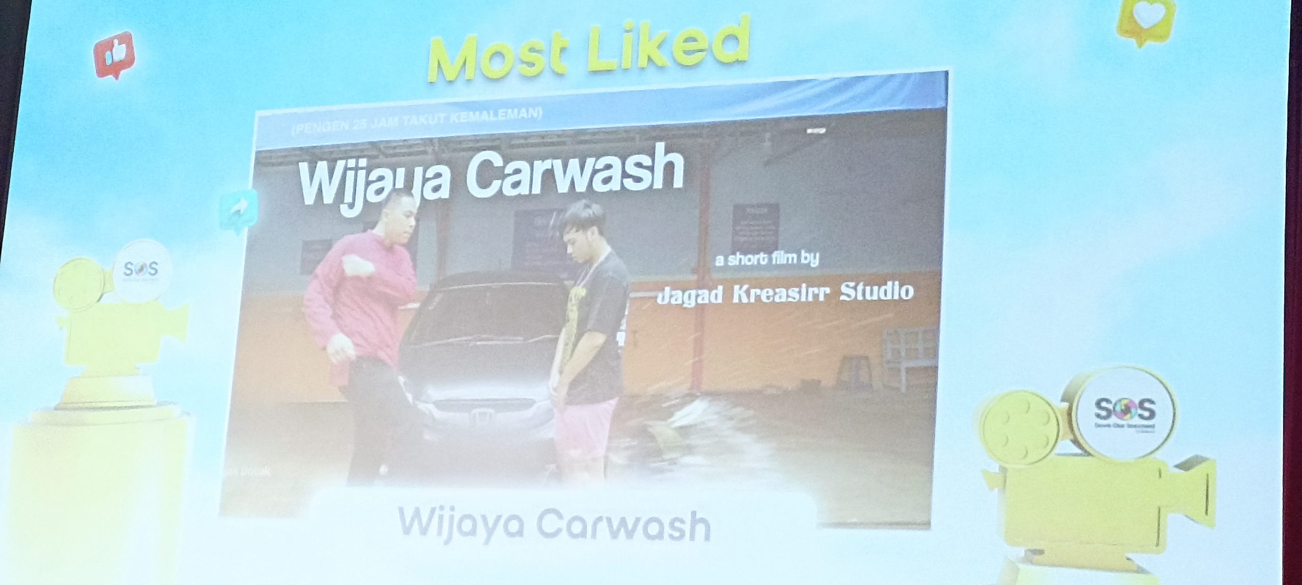 Pemenang kategori Most Liked ( foto : QB )