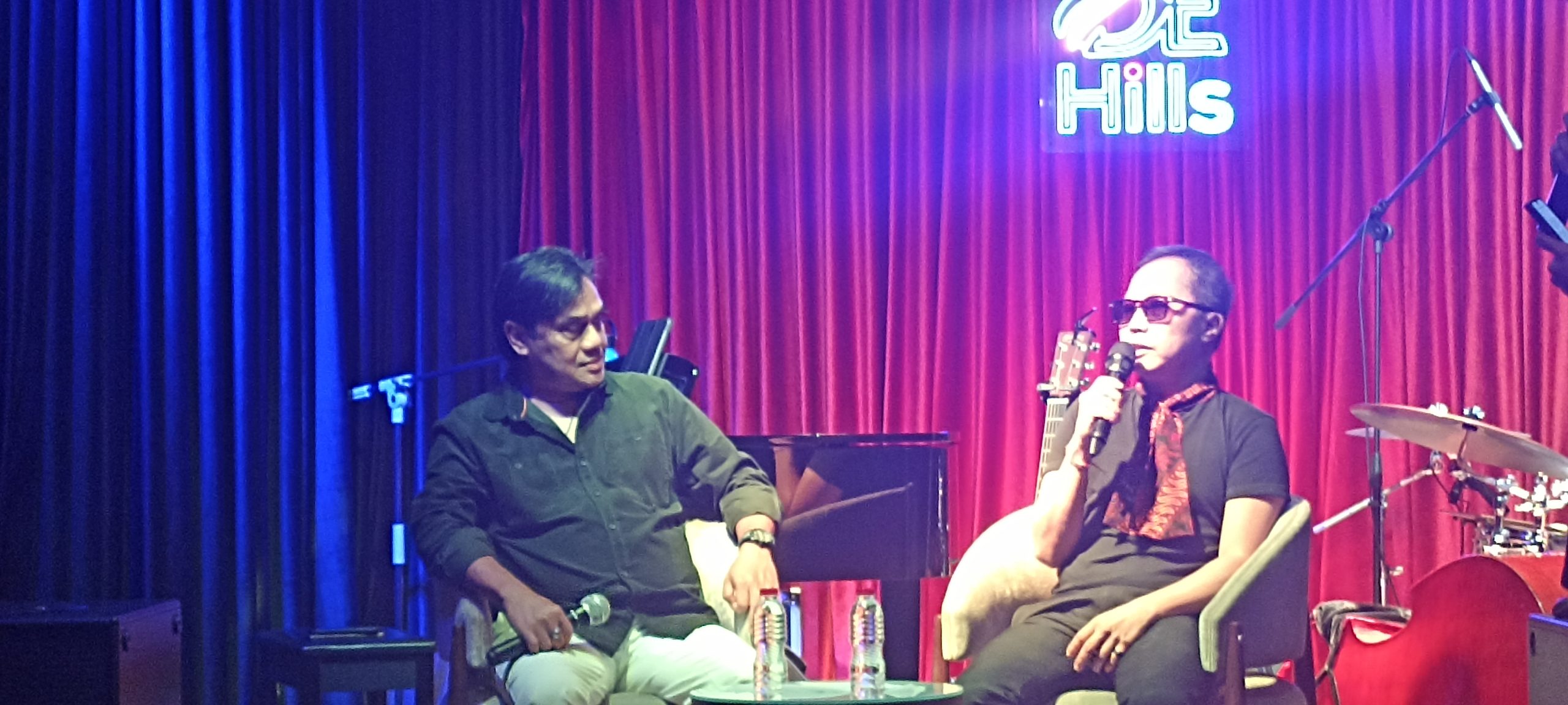 Konferensi pers launching single "Gemilang" - Dwiki Dharmawan dan Sandhy Sondoro ( foto : QB )