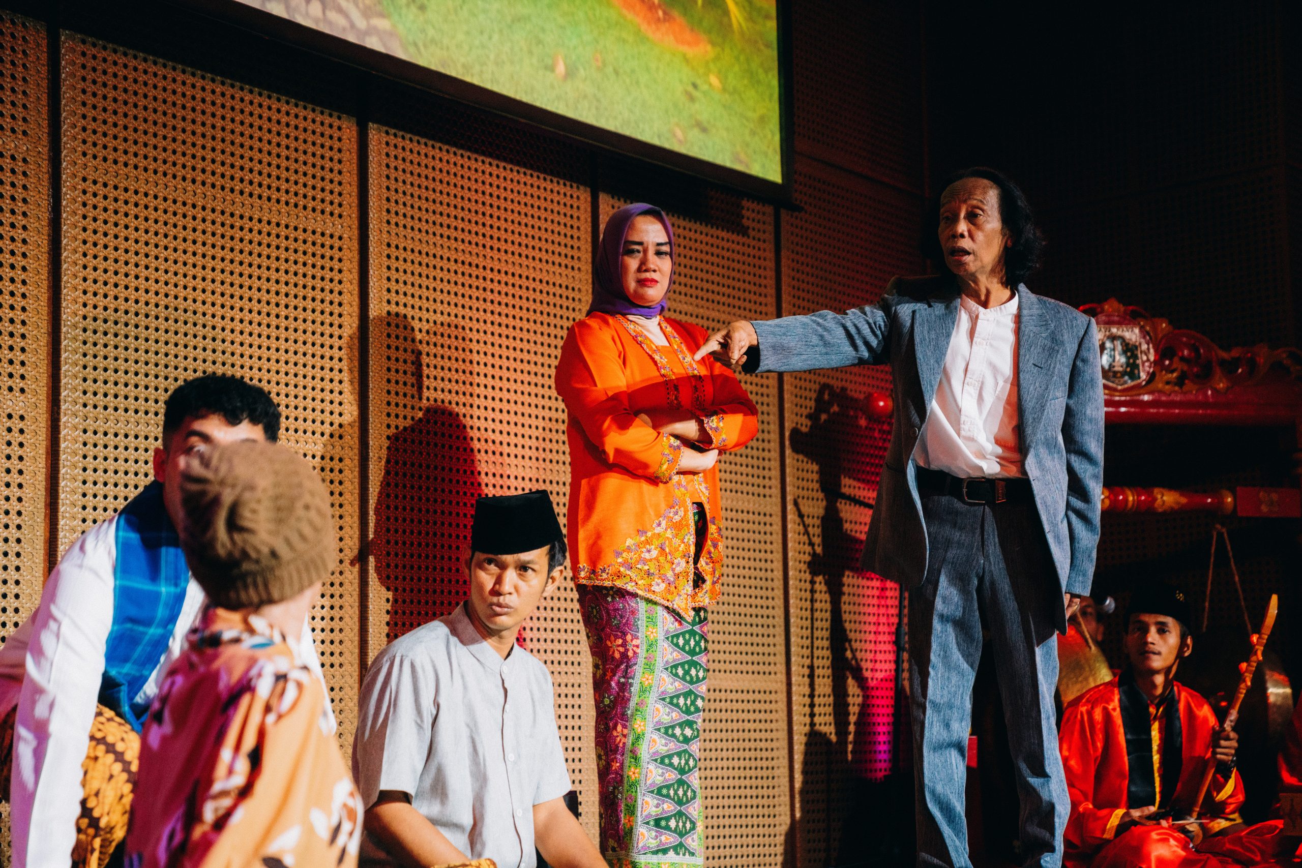 H. Mandra di acara Lenong Betawi 'Seribu Akal Si Gede Boong' di Galeri Indonesia Kaya ( foto : istimewa )